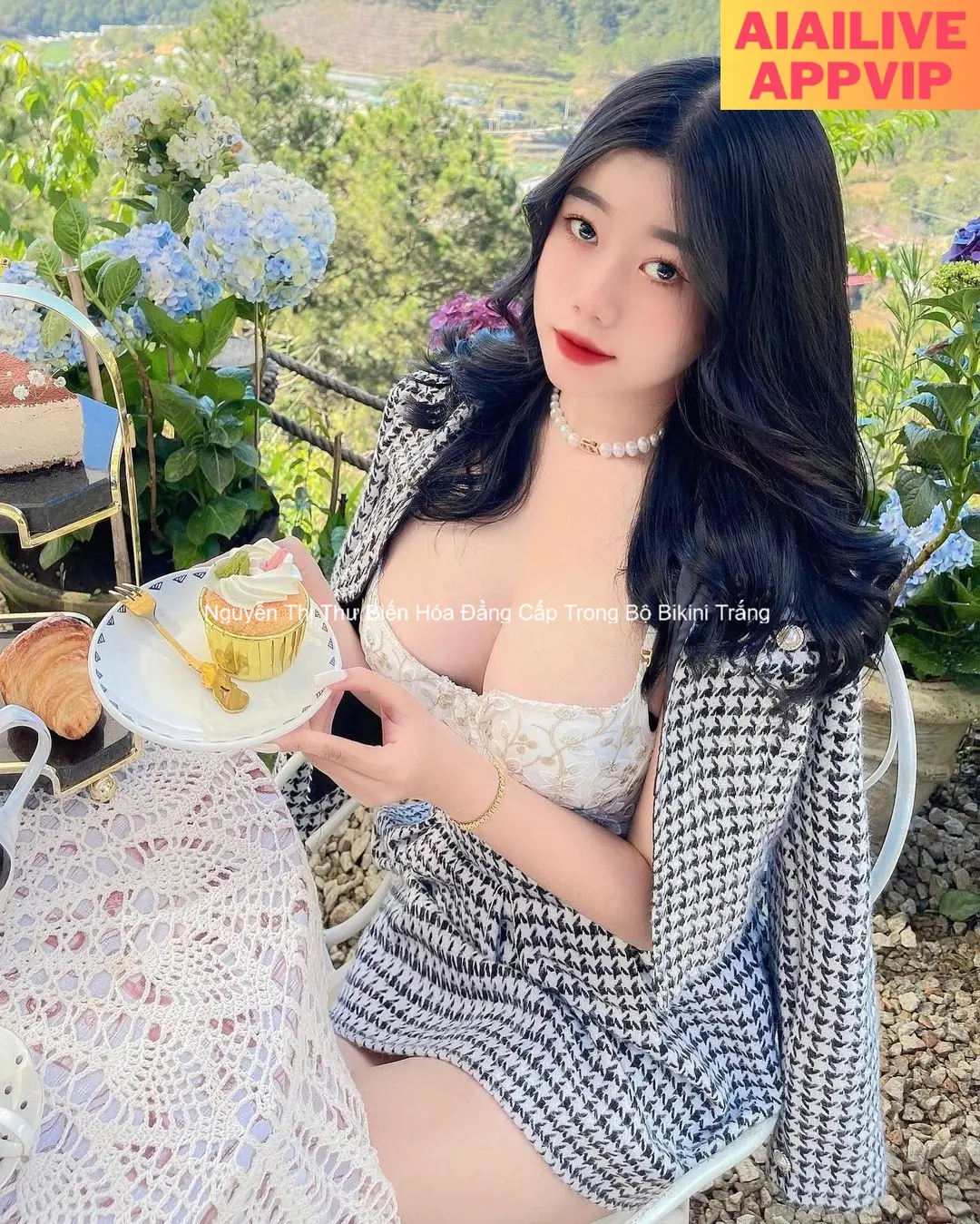 Nguyễn Thị Thư Biến Hóa Đẳng Cấp Trong Bộ Bikini Trắng 15 Nguyễn Thị Thư Biến Hóa Đẳng Cấp Trong Bộ Bikini Trắng 6